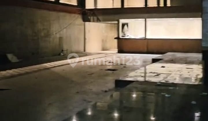 Gedung Dan Tanah Di Raya Kenjeran, Lokasi Bagus