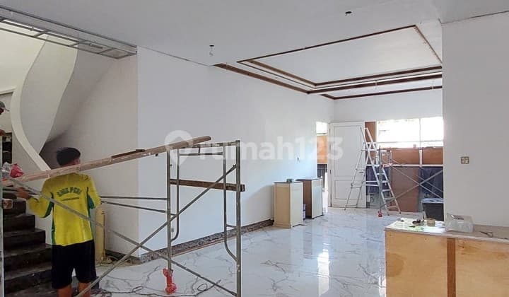 Fully Renovated Ready-to-Use House in Kertajaya Indah