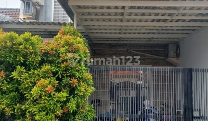 Rumah Minimalis Siap Huni di Pantai Mentari, Surabaya Timur