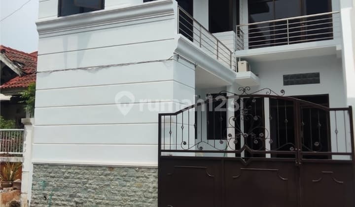 Dijual Rumah Siap Huni Pakuwon City Full Renovasi