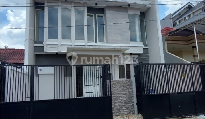 Dijual Rumah Baru Minimalis di Manyar, Surabaya Timur