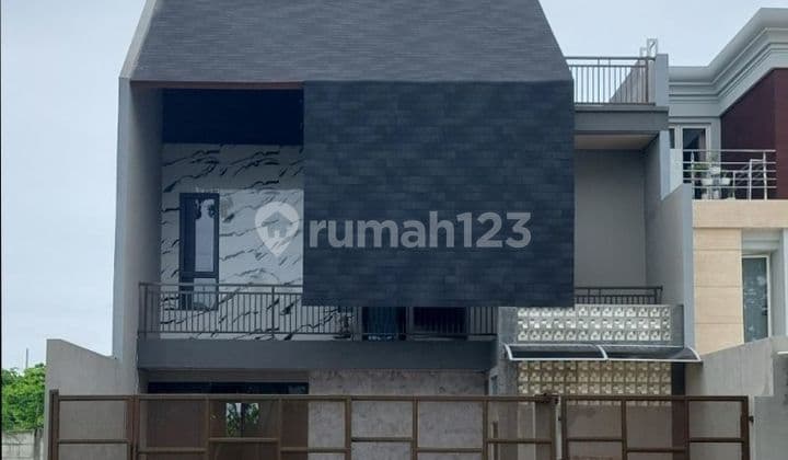 Modern 3-Story New House in Pakuwon City