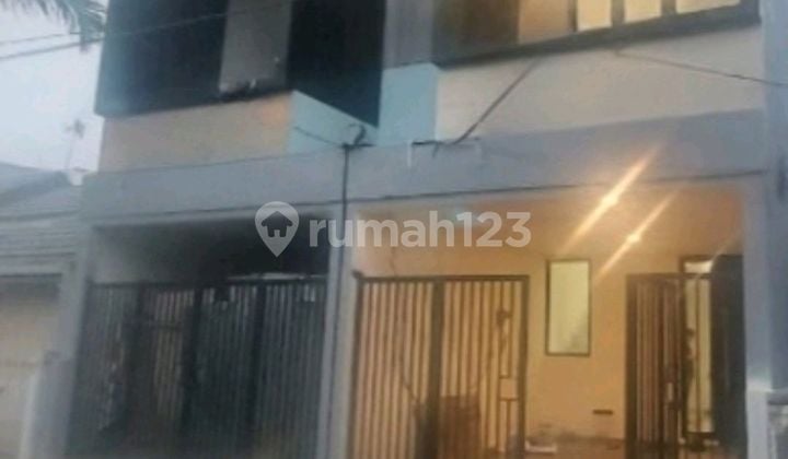 Rumah Bagus SHM di Rungkut Mapan Rumah Bagus SHM di Rungkut Mapan