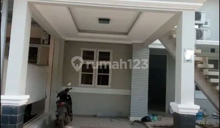 Rumah Bagus Siap Huni Hanya Lima Menit ke Pintu Tol di Kota Wisata
