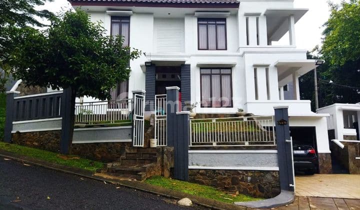 Rumah Bagus Serasa Villa Di Puncak Hy 5 Menit Ke Pintu Tol Di Bukit Golf Riverside Cibubur