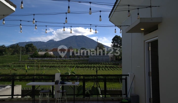 Slow Living Villa View Gunung Pangrango