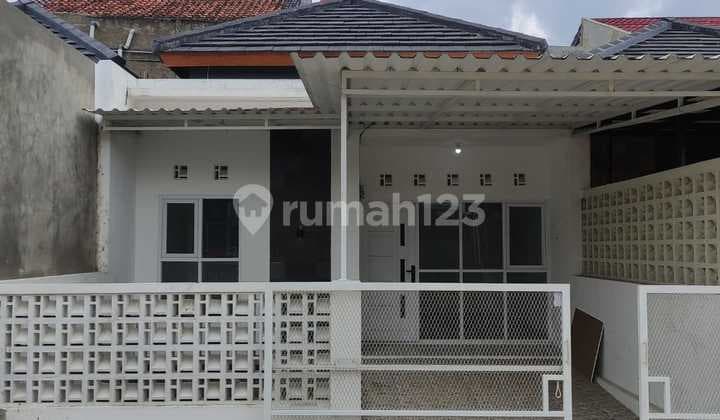 Comfortable and Green Residence in a Strategic Location at an Affordable Price