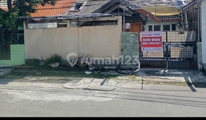 Dijual Rumah. Murah Hitung Tanah Lokasi Strategis, Linkungan Aman,