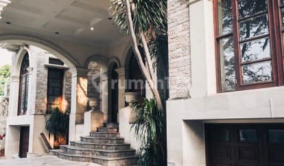 Rumah Mewah Patra Kuningan 990m2 Ada Pool