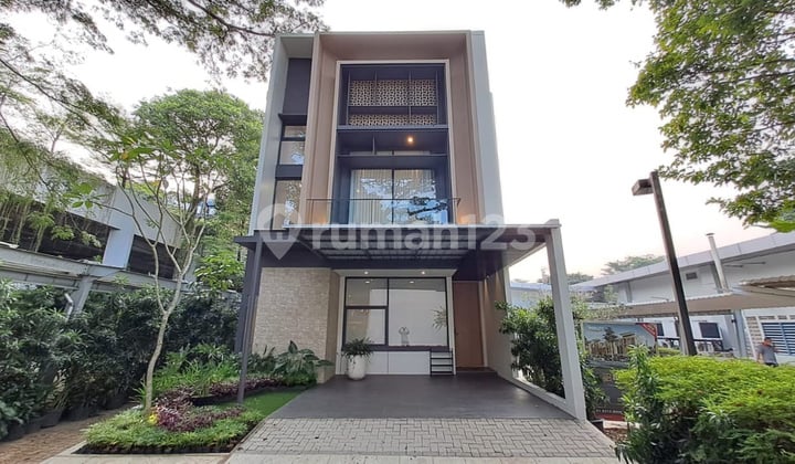 Rumah Full Furnished Cakep Di Bsd Dekat Akses Toll dan Mall