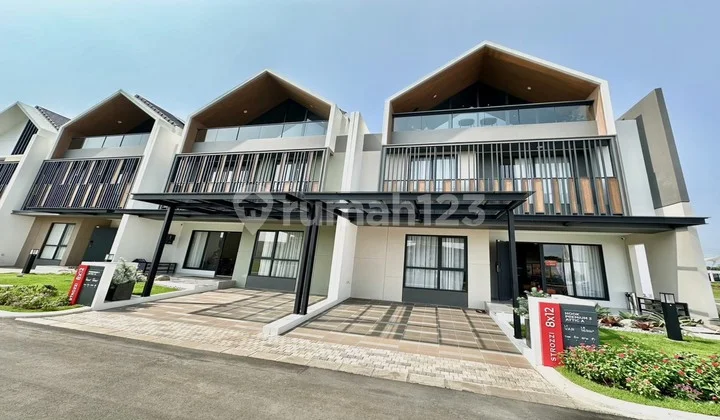 Rumah 3 Lantai Di Lokasi Strategis Gading Serpong Cluster Strozzi