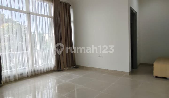 Jual Cepat Rumah di Pusat Gading Serpong Grisea The Spring Rapi Siap Huni