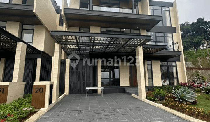 Maple Golf Summarecon Bogor