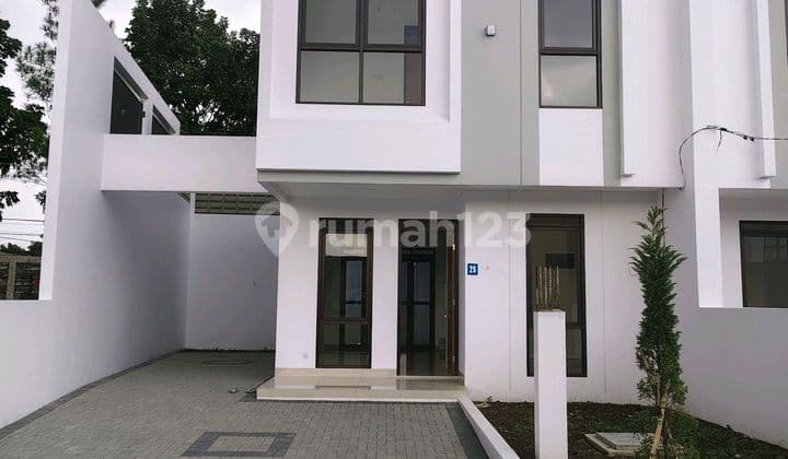 Rumah Baru 2 Lantai Minimalis Modern Di Batununggal Indah Bandung