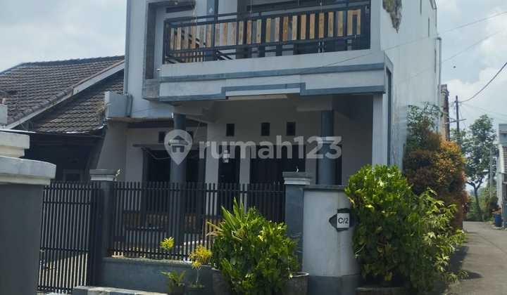 Rumah Luxury Hook di Sariwangi Bandung Utara Siap Huni