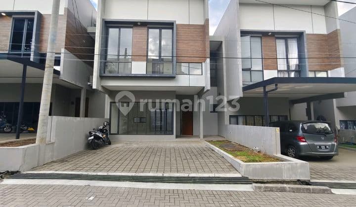 Rumah Baru di Pondok Hijau Tulip 1 Setiabudi Bandung