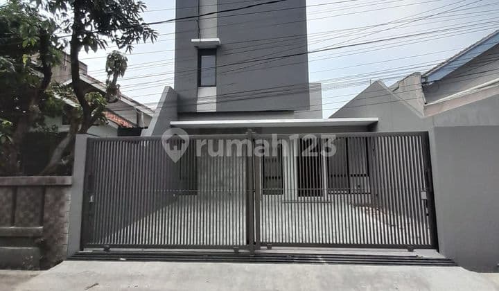Rumah Baru Siap Huni Di Jalan Kembar Bandung Dekat Tegalega