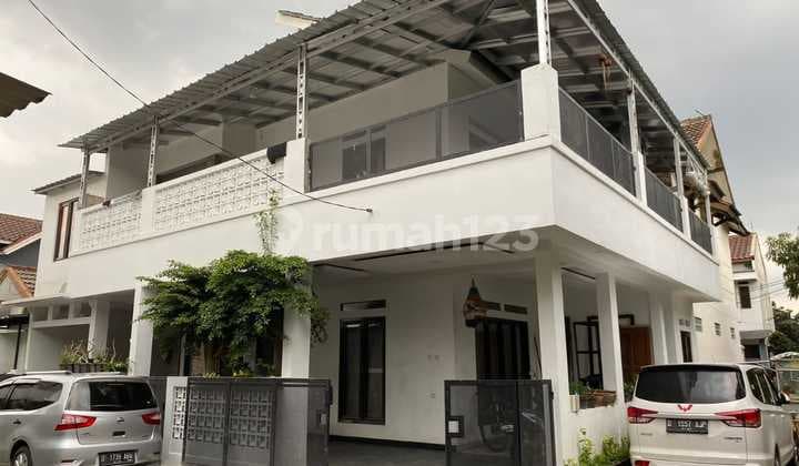Rumah Hook Semi Furnished di Margahayu Raya Ciwastra Kota Bandung