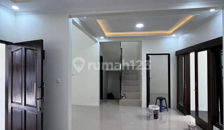 Rumah Modern Di Panyileukan Bandung Dekat Gbla Stasiun Whoosh