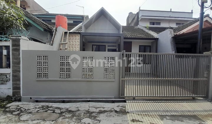 Rumah Baru Minimalis Kekinian Di Taman Cibaduyut Indah Bandung