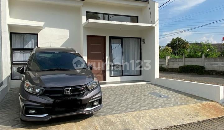 Rumah Hook Terawat Di Grand Pinus Regency Soekarno Hatta Bandung