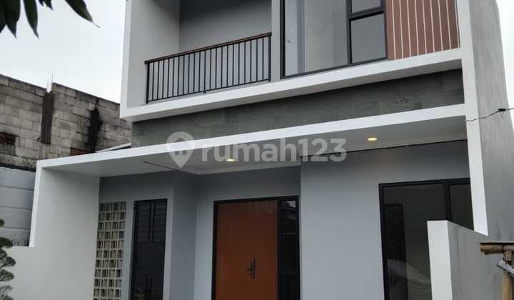 Rumah Brand New Dalam Clustr Hadap Timur di Graha Raya