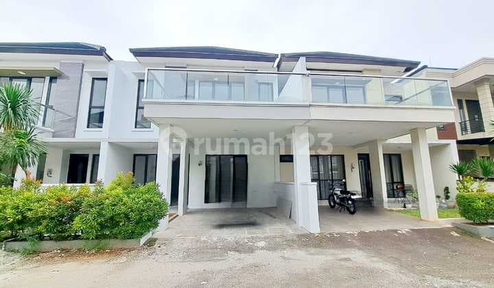 Rumah Bangunan Baru Dalam Cluster di Sektor 9 Bintaro