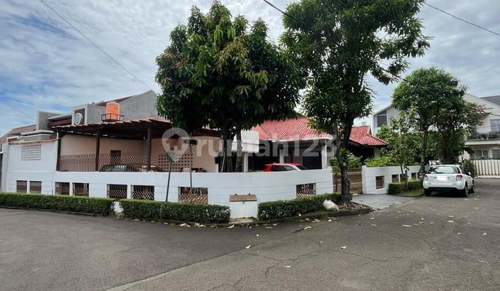 Rumah Hitung Tanah Saja Posisi Hook 1 Lantai di Sektor 2 Bintaro