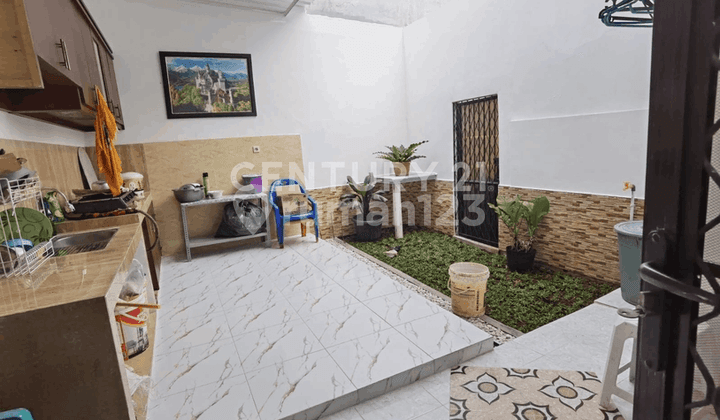 Rumah Baru Bagus Dan Strategis Di Duren Sawit S8604