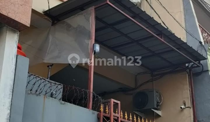 Full Occupancy Boarding House Near Campus in Tanjung Duren S9098