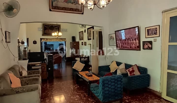 Rumah Dalam Area Tenang Tidak Banjir Di Senen S7949