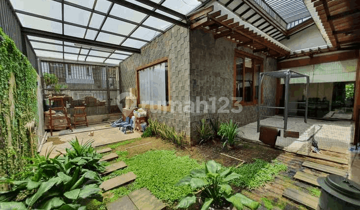 Rumah Luas Lokasi Strategis di Pulomas Barat S5270