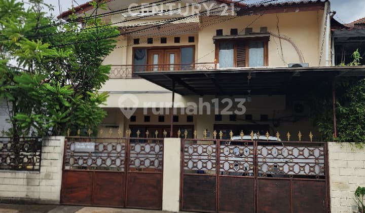 Strategic House on Jalan Raya Pisangan Lama Pulogadung S9294