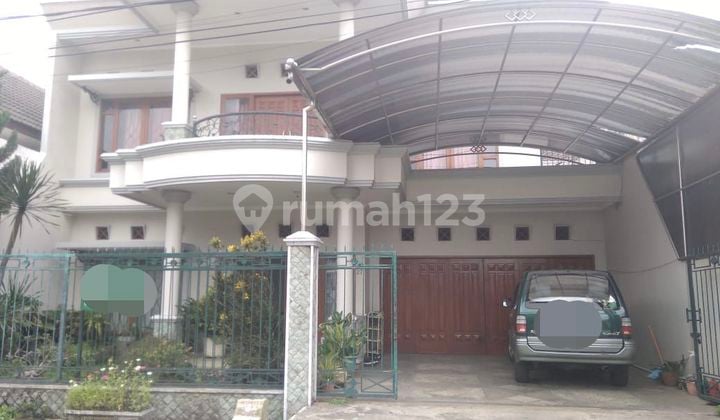 Rumah Cantik Lokasi Strategis Tengah Kota Dekat Suhat Malang