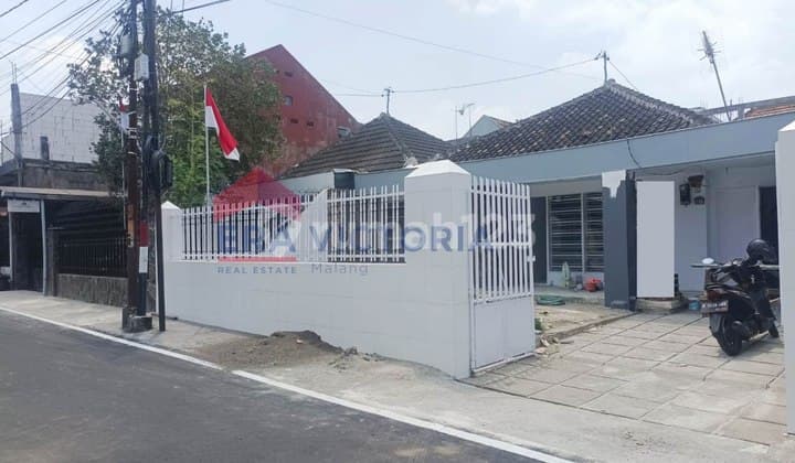Rumah Kondisi Terawat Siap Huni Lokasi Tengah Kota