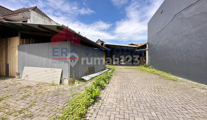 Tanah Ada Bangunan Gudang Dekat Pusat Bisnis Soekarno Hatta Kota Malang