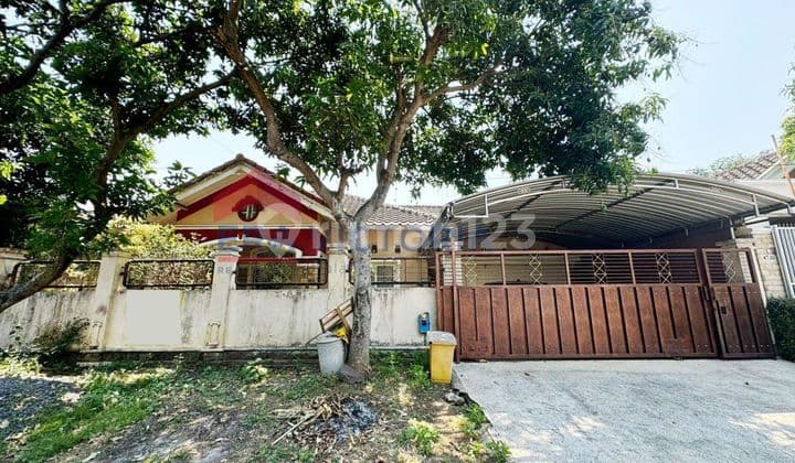 Rumah Lokasi Strategis Di Araya