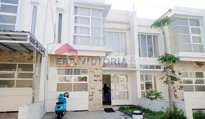 Rumah Minimalis Modern Dekat Universitas Muhammadiyah Tegalgondo Karangploso