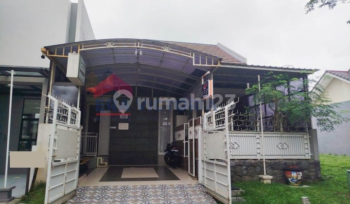 Rumah Siap Huni Kawasan Elite Araya
