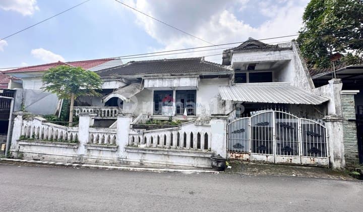 Rumah Hitung Tanah Strategis Dekat Kampus Kota Malang