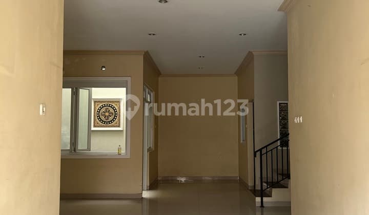 Jual Cepat Rumah Siap Huni Unfurnished di Bcs Kelapa Gading