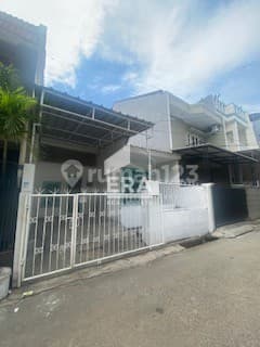 Jual Cepat Rumah Siap Huni Tinggi Dari Jalan di Sunter Garden