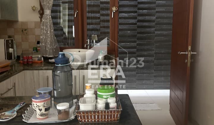 Jual Cepat Rumah Hook Siap Huni di Sunter Permai, Bisa Nego