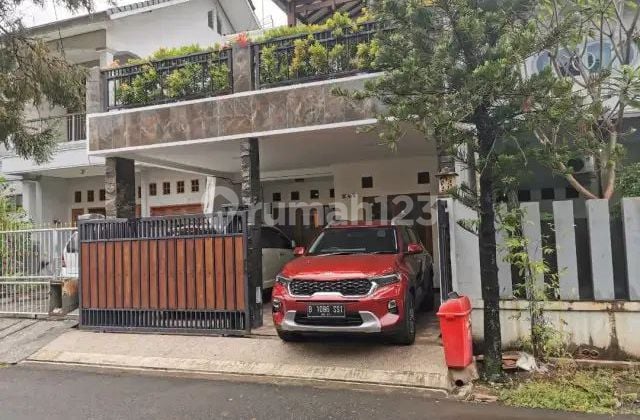 Renovated house only 2 billion in Marine housing complex Duren Sawit, 2 floors.