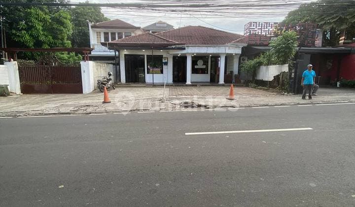 Disewakan Ruang Usaha Untuk Cafe Di Jalan Raya Cipete Jakarta Selatan