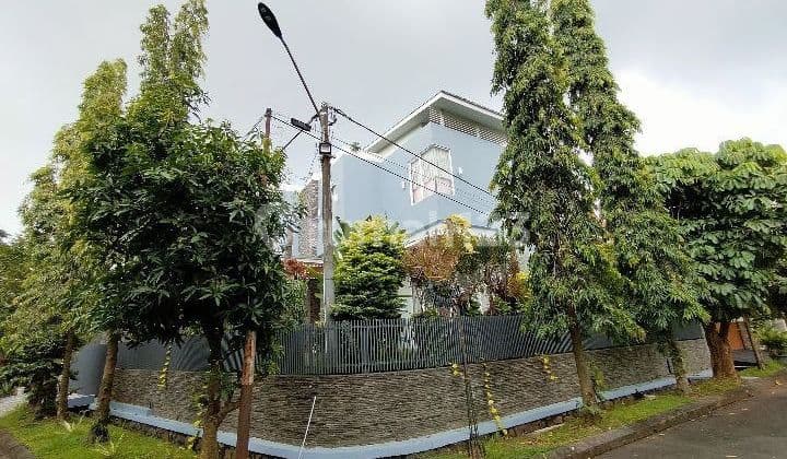 House Price Drop, Only 4 Billion for Hook Houses in Kemang Pratama 3