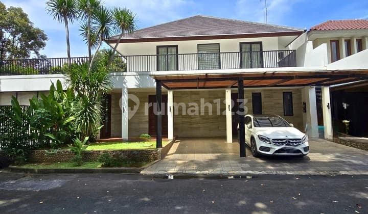 Dijual Cepat dan Murah Kemang Townhouse Rumah Modern & Luxurious, One Gate System Lingkungan Tenang, Security 24 Jam Rumah SHM di Kemang