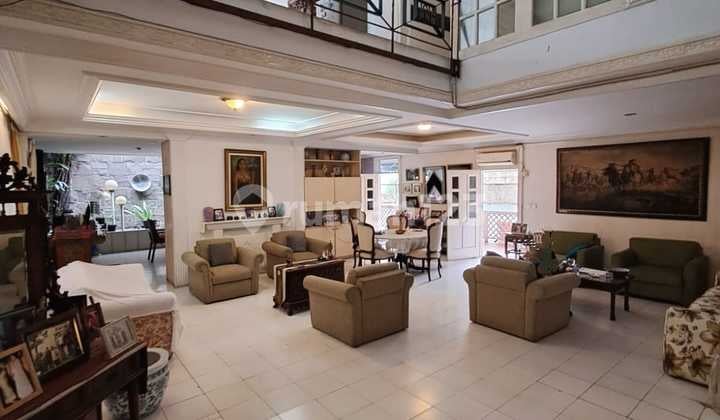 Jual Cepat Rumah Kondisi Bagus Jl. Wijaya Kebayoran Baru Kawasan Komersial