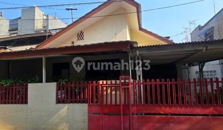 Rumah strategis di Bendungan hilir, Bagus untuk di jadikan Tempat tinggal atau kosan dekat MRT