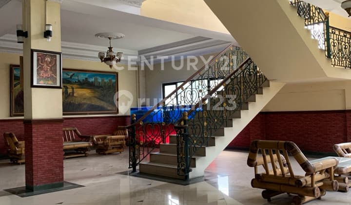 Gedung 3 Lantai Harga Dibawah NJOP di Gbk Jakarta Pusat S8866